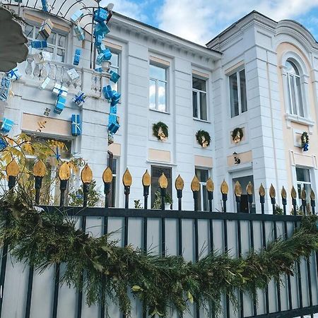 Бутик-Отель Белый Дом Балерины Sukhumi Eksteriør bilde