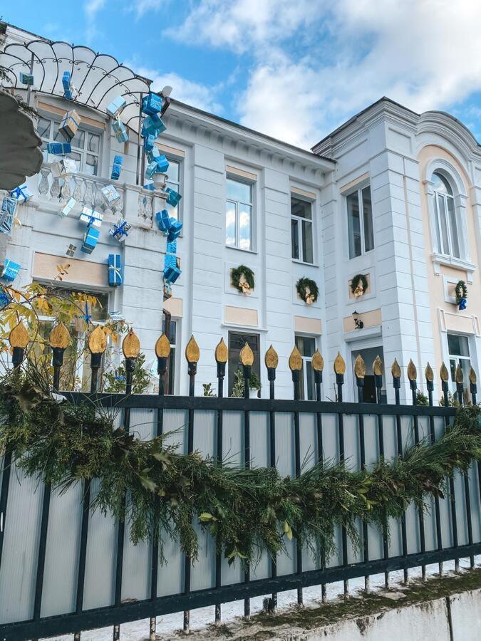 Бутик-Отель Белый Дом Балерины Sukhumi Eksteriør bilde